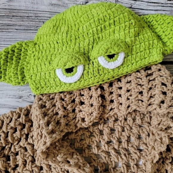 Baby Yoda Costume Hand Crochet NWT - Picture 11 of 12